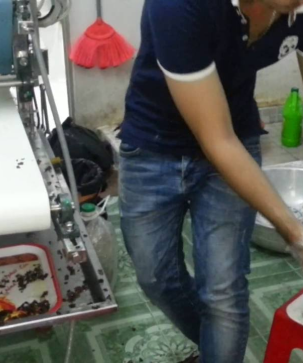 Máy tráng bánh cuốn | Lựa chọn loại máy nào phù hợp ?