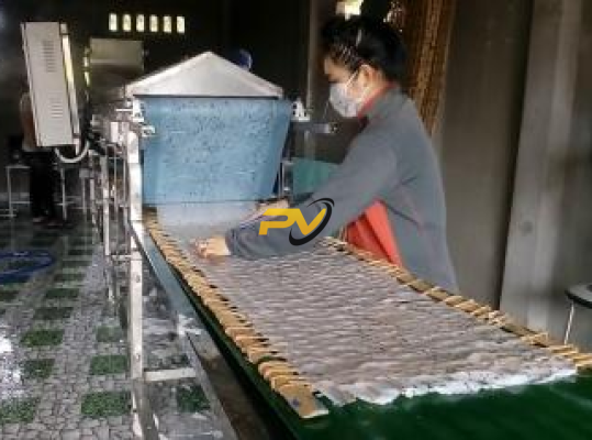Máy tráng bánh đa vừng: Tiết kiệm thời gian và công sức